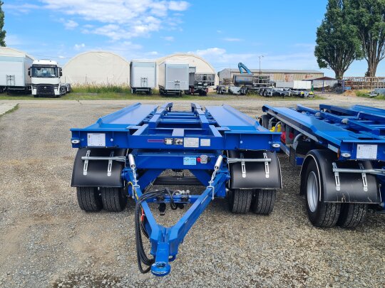 Przyczepy kontenerowe z&nbsp;obrotnicą